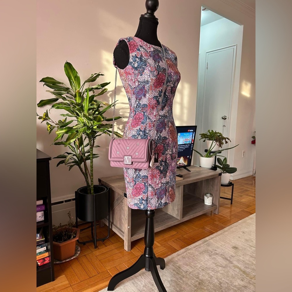 Sling bag for ladies